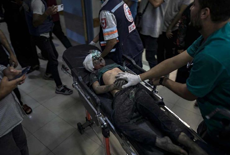 Bambino ferito in un ospedale di Gaza